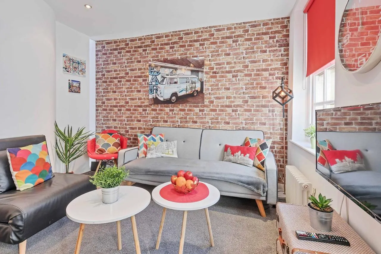 Majestic Mews Apartment With Free Parking - By My Getaways Brighton